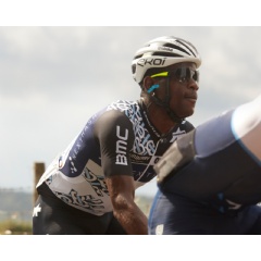 Burberry Continues Partnership With Group Qhubeka Nexthash for the Tour of Britain 2021